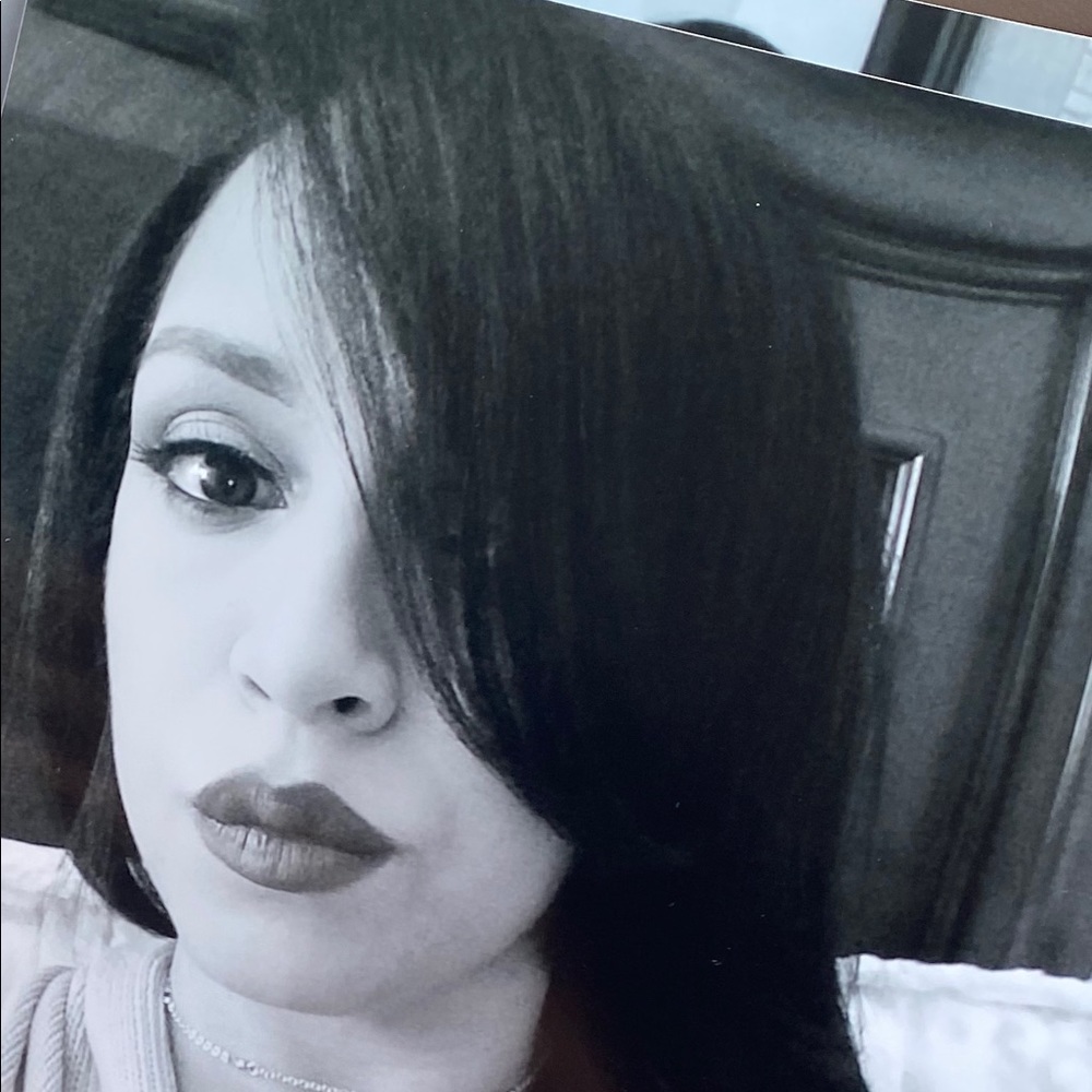 Meet your Posher, Sheila